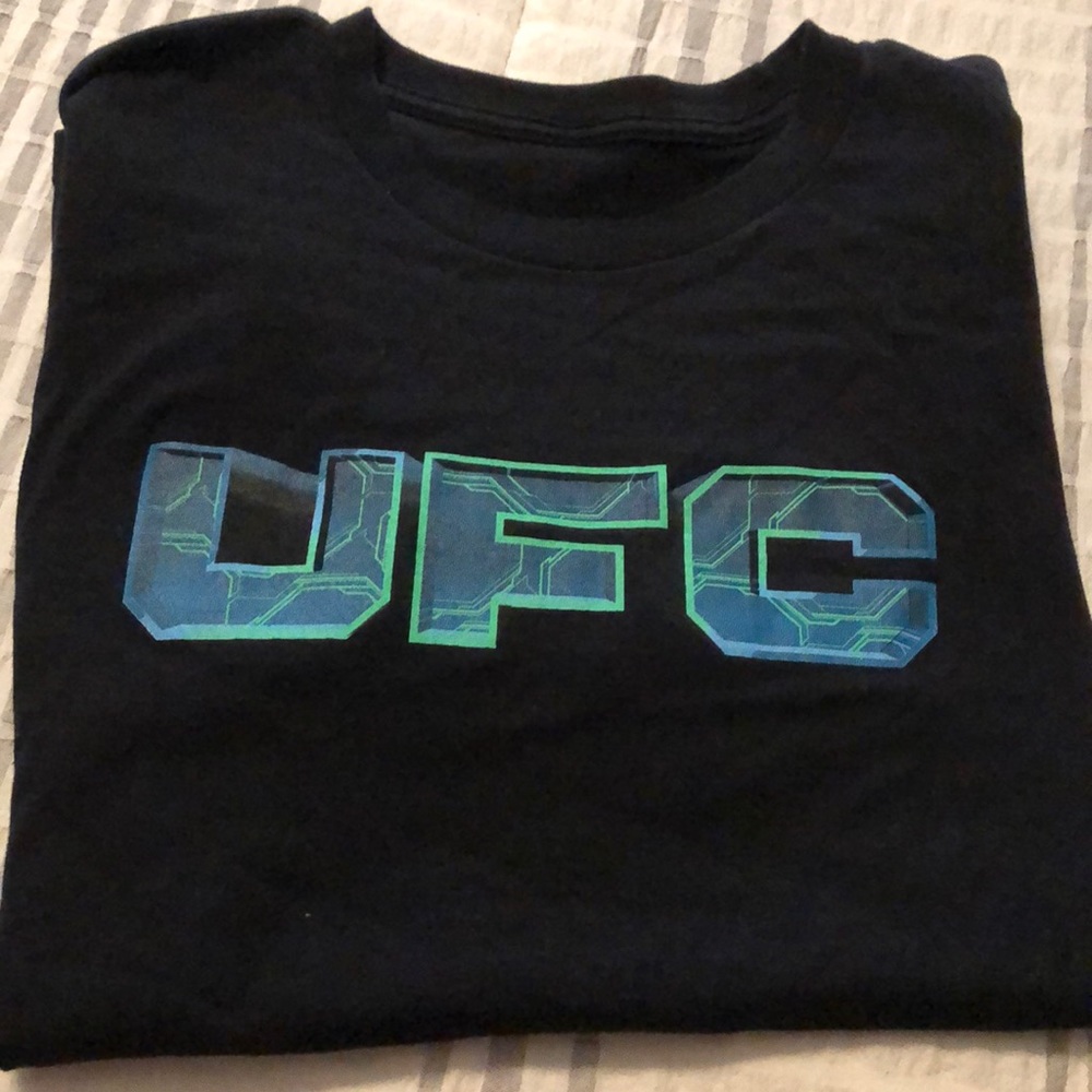 Black unisex short sleeve